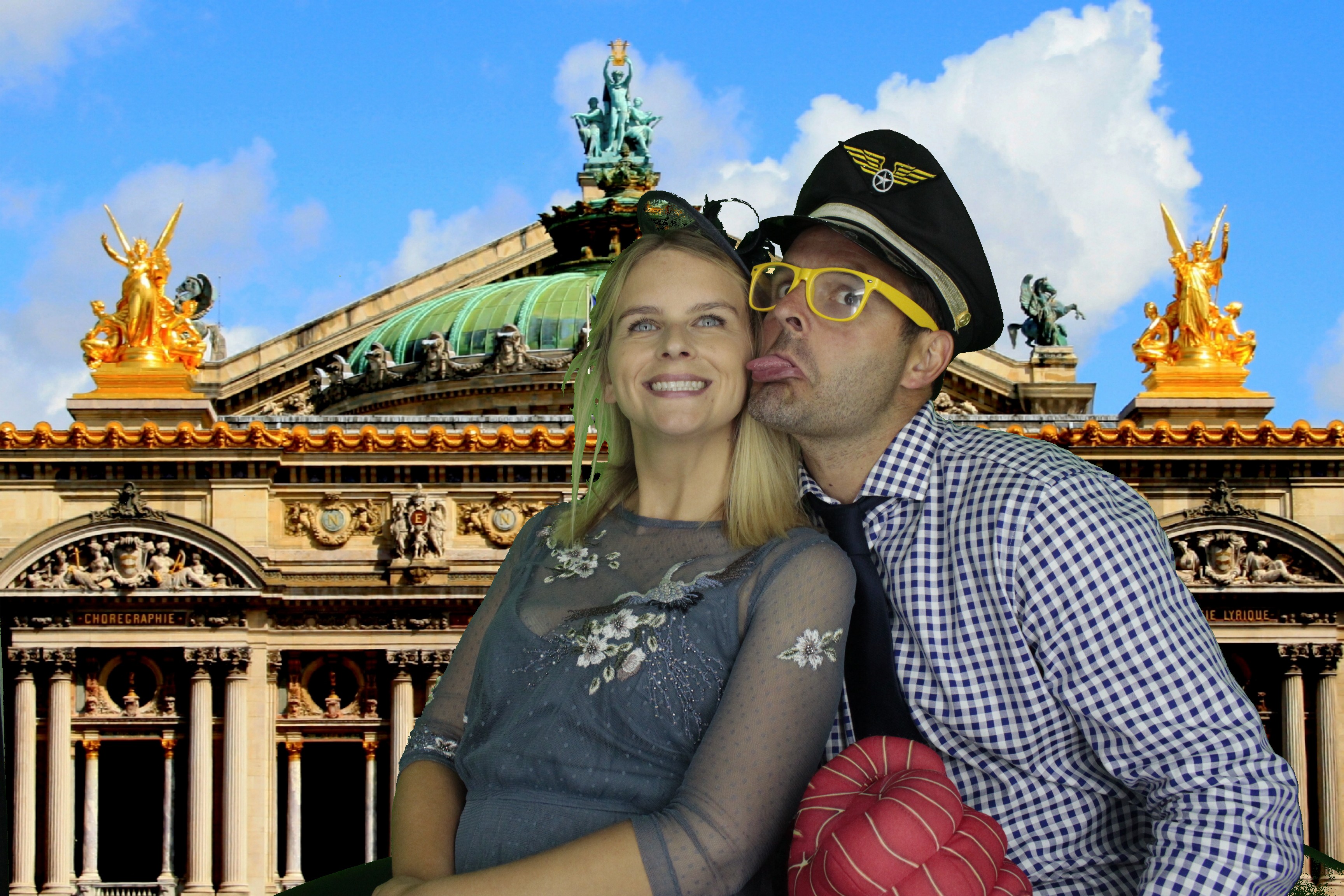 Mr & Mrs Harvey | View more photos from the event at gallery.myphotoboothexperience.co.uk/u/MyPhotoBoothExperienceLtd/Mr-Mrs-Harvey